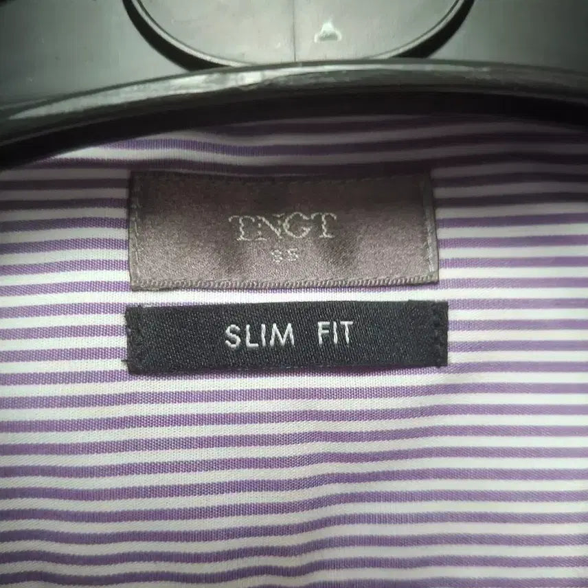 [BUNJANG] TNGT Slim Fit Purple Stripe Short Sleeve Shirt 95 / TNGT 슬림핏 퍼플 스트라이프 반팔 셔츠 95