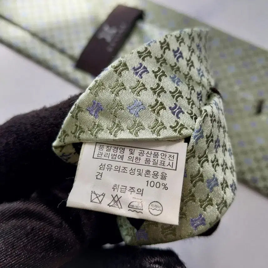 [BUNJANG] Celine Triomphe Jacquard Silk Tie / 셀린느 실크 민트 트리오페 자수 넥타이 9.1cm A+등급 K2556