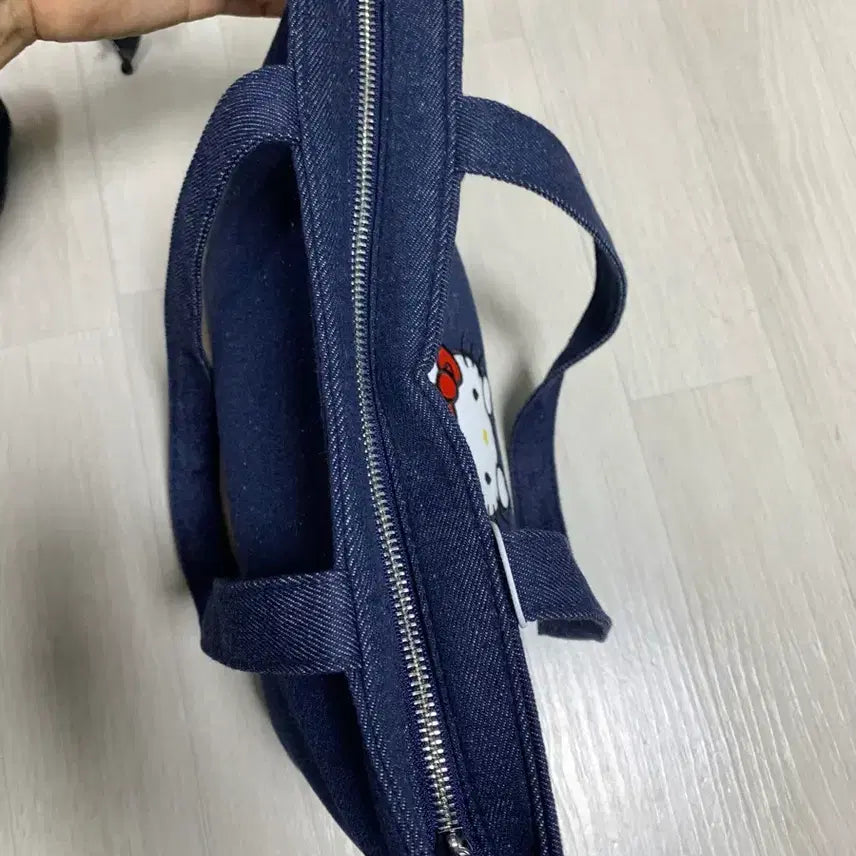 [BUNJANG] Sanrio Hello Kitty Denim Tote Bag / 산리오 헬로키티 데님 토트백