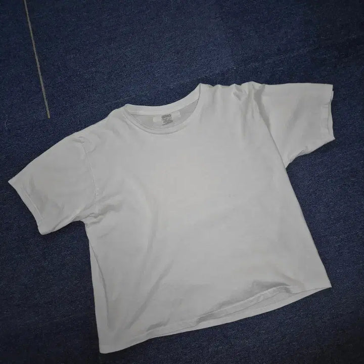 [SOLD OUT] 씨웨어바이더지니어스 크롭 티셔츠 [정가 28,000원]