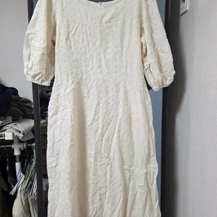 [BUNJANG] Ivory Punching Short Sleeve Long Dress / 아이보리 펀칭 반팔 롱 원피스