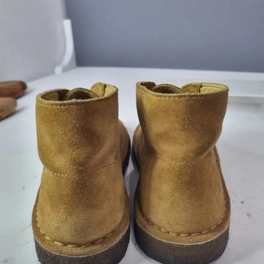 [BUNJANG] Hyojabin Vintage Clarks Desert Boots / 효자빈티지 6.5 클락스 데저트 부츠