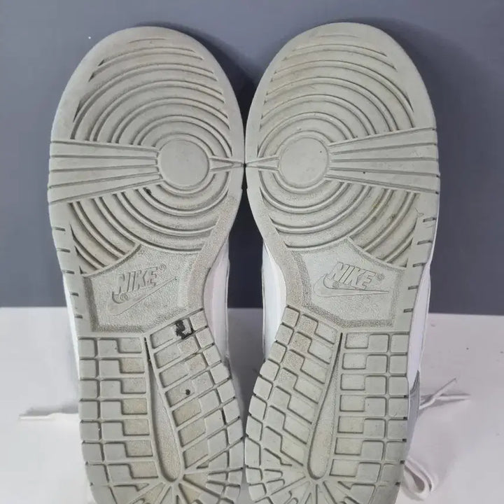 [BUNJANG] Nike Dunk Low Gray Vintage Sneakers / 효자빈티지 260 나이키 덩크 로우 그레이