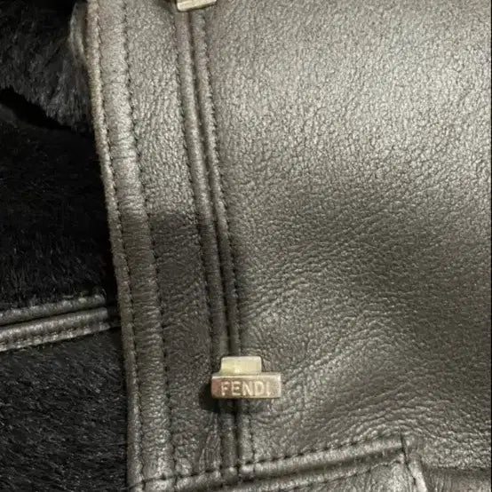 [BUNJANG] Fendi Shearling Jacket / 펜디(Fendi) 무톤 풀-랭스 시어링 자켓 정품