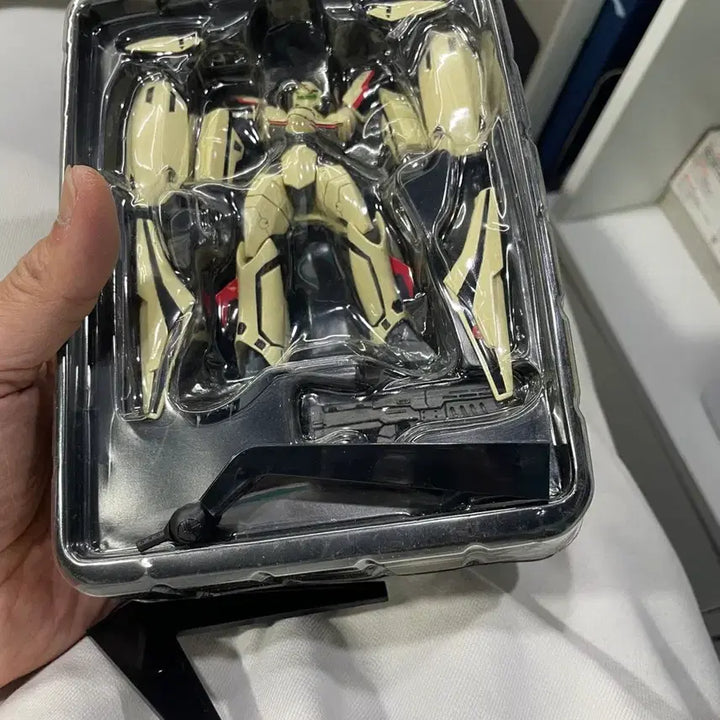 [BUNJANG] Revoltech YF-19 Macross Figure / 마크로스 yf-19 리볼텍 정품