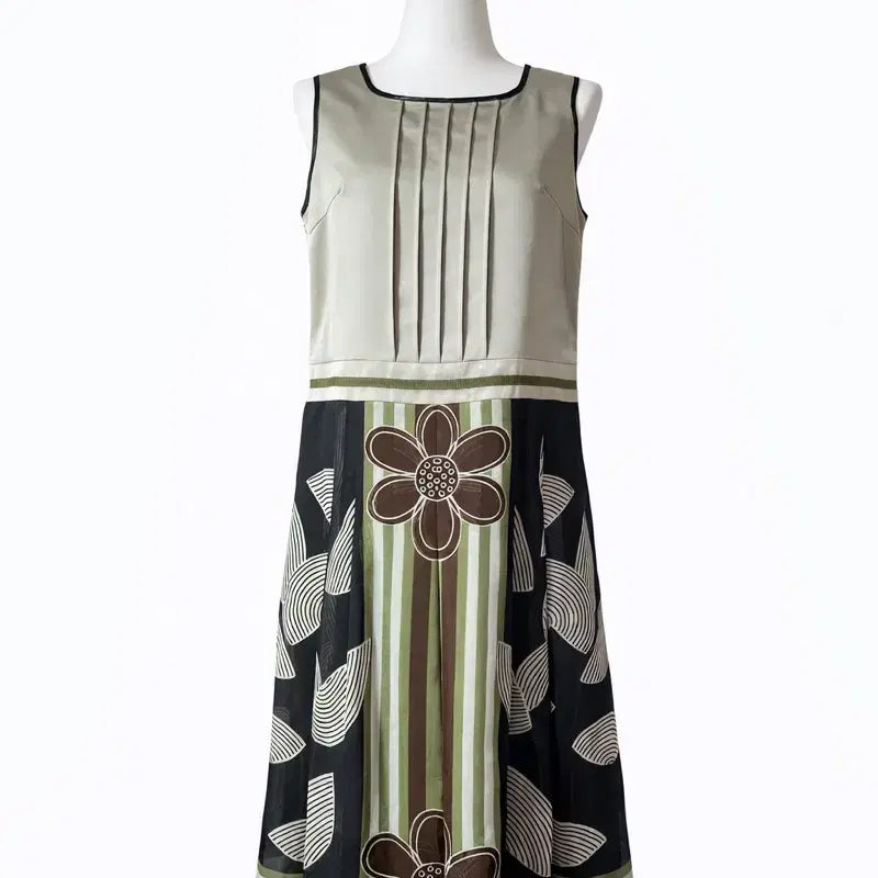 [BUNJANG] Vintage Floral Sleeveless Dress / 빈티지 플라워 배색 슬리브리스 원피스