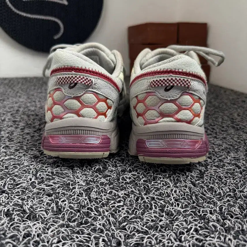 [BUNJANG] Asics Gel-Kahana 8 Sneakers / 아식스 Gel-Kahana 8 판매