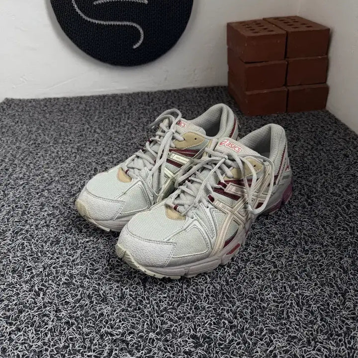 [BUNJANG] Asics Gel-Kahana 8 Sneakers / 아식스 Gel-Kahana 8 판매