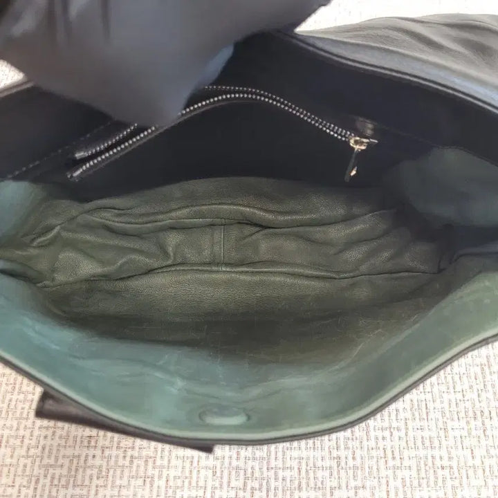 [BUNJANG] Matinkim Black Leather Chain Shoulder Bag / 마뗑킴 블랙 레더 체인 숄더백