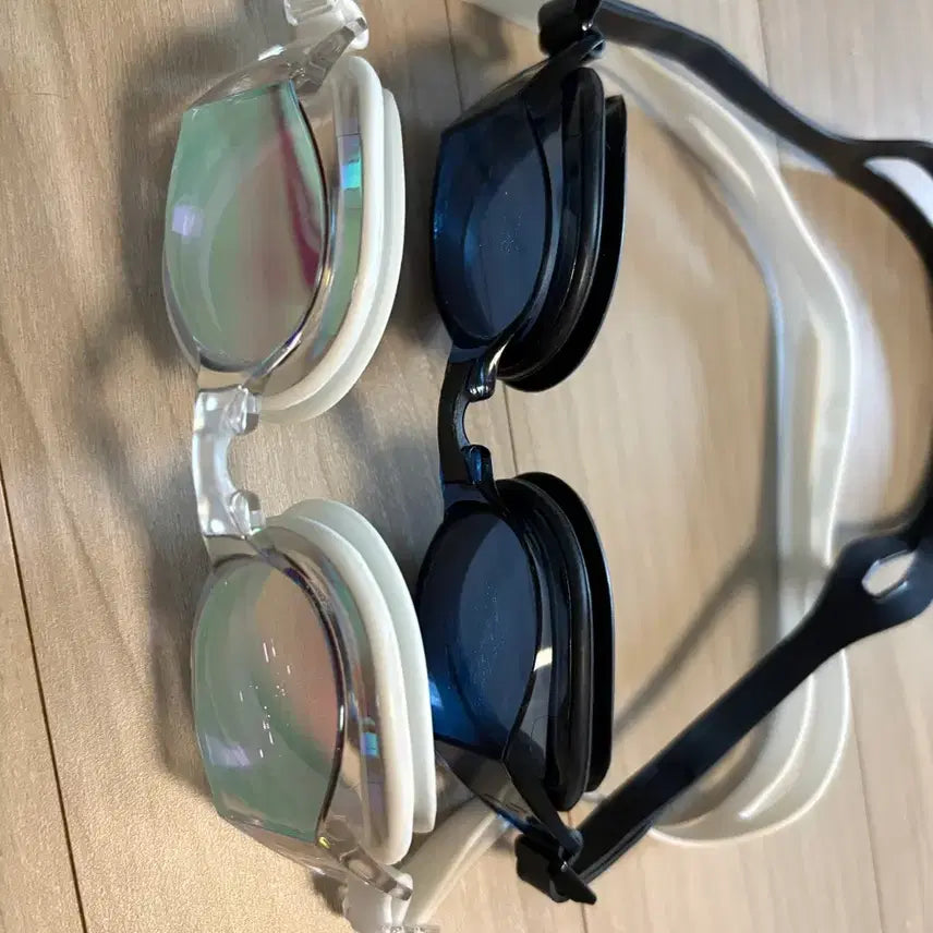 [BUNJANG] Arena Dolphin Goggles Bundle Set (Black, White) / 아레나 돌핀 물안경/수경 2개 일괄
