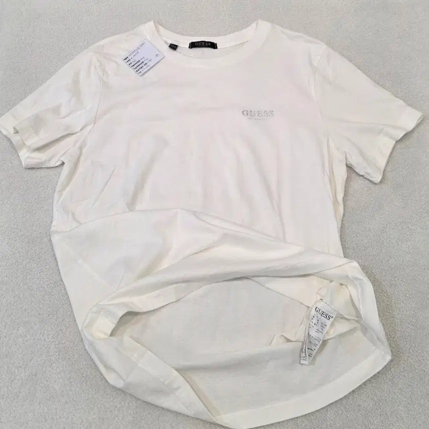 [BUNJANG] GUESS White Short Sleeve T-Shirt (Size L) / GUESS 게스 반팔티