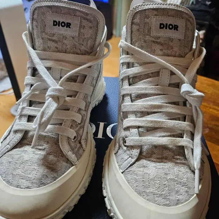 [BUNJANG] Dior B28 High-Top Sneakers / 정품/디올b28하이탑스니커즈39(250)