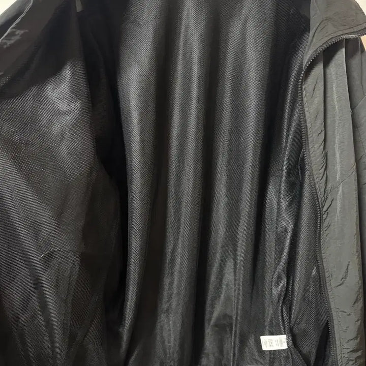 [SOLD OUT] HDEX 차콜 나일론 바람막이 에어메쉬 2XL