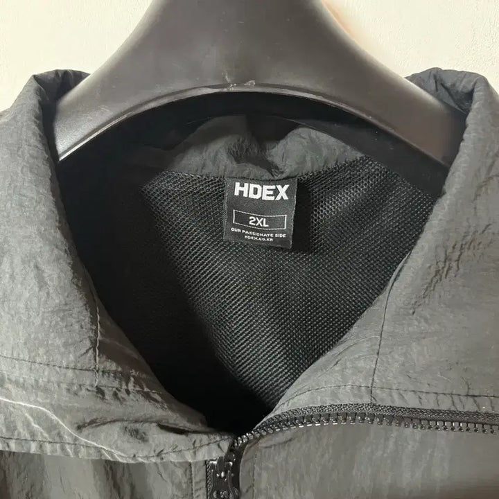 [SOLD OUT] HDEX 차콜 나일론 바람막이 에어메쉬 2XL