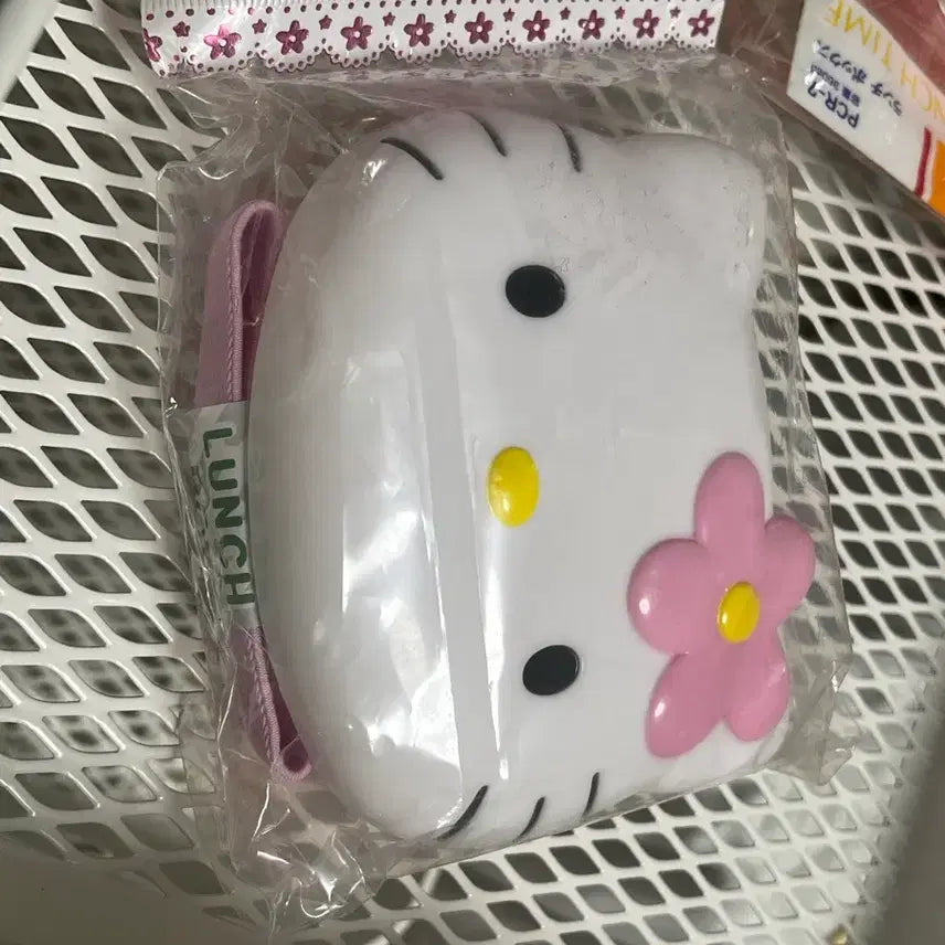[BUNJANG] Sanrio Classic Hello Kitty Lunch Box / 산리오 고전 헬로키티 도시락통