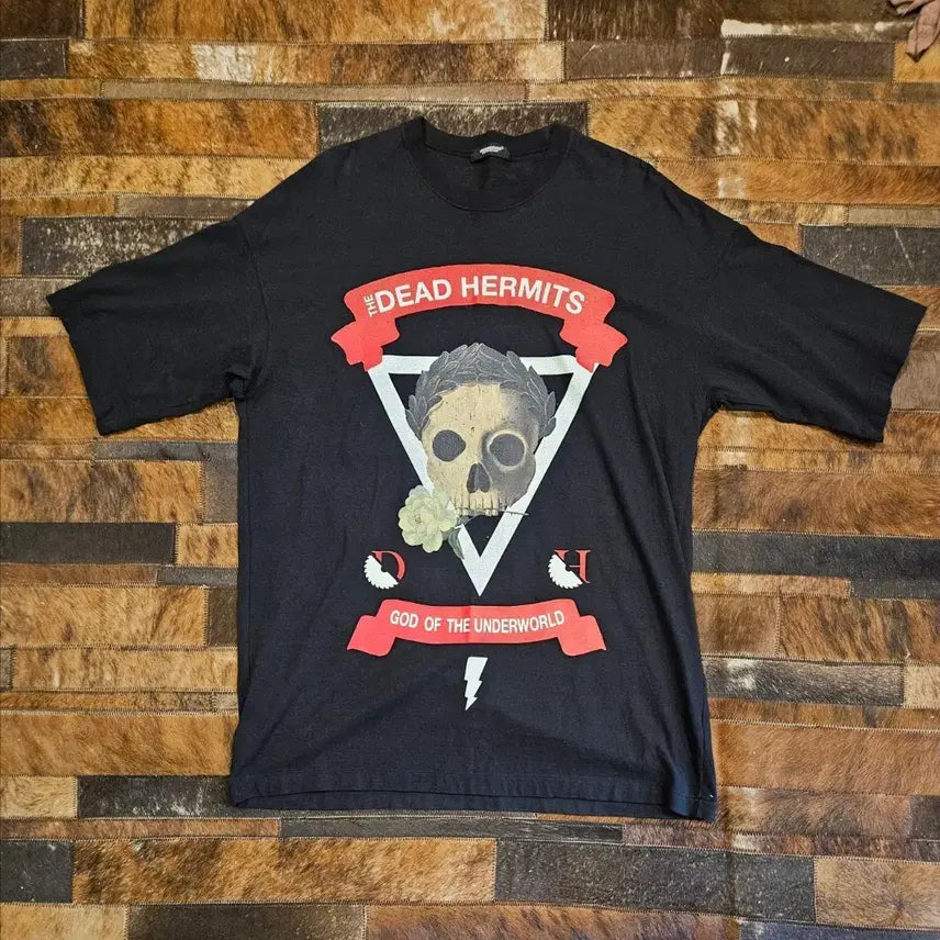 [BUNJANG] Undercover "The Dead Hermits" Skull Graphic Short Sleeve T-Shirt / 언더커버 프린팅 반팔 티셔츠