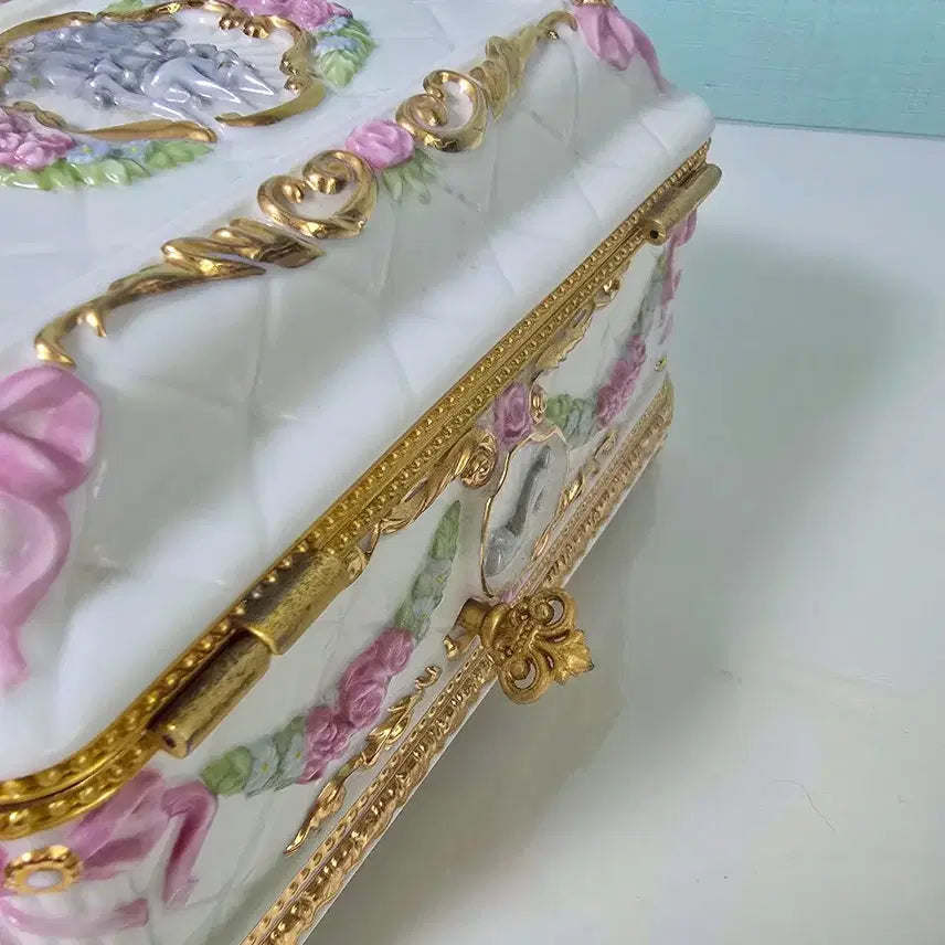 [BUNJANG] Vintage Cinderella Music Box Porcelain Jewelry Box / 희귀품 빈티지 신데렐라 오르골 도자기 보석상자