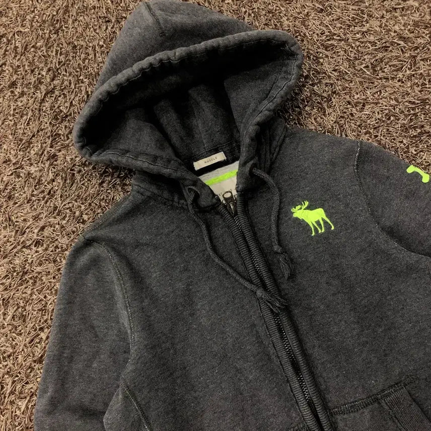 [BUNJANG] Abercrombie &amp; Fitch Hooded Zip-Up Jacket / S 아베크롬비 후드집업
