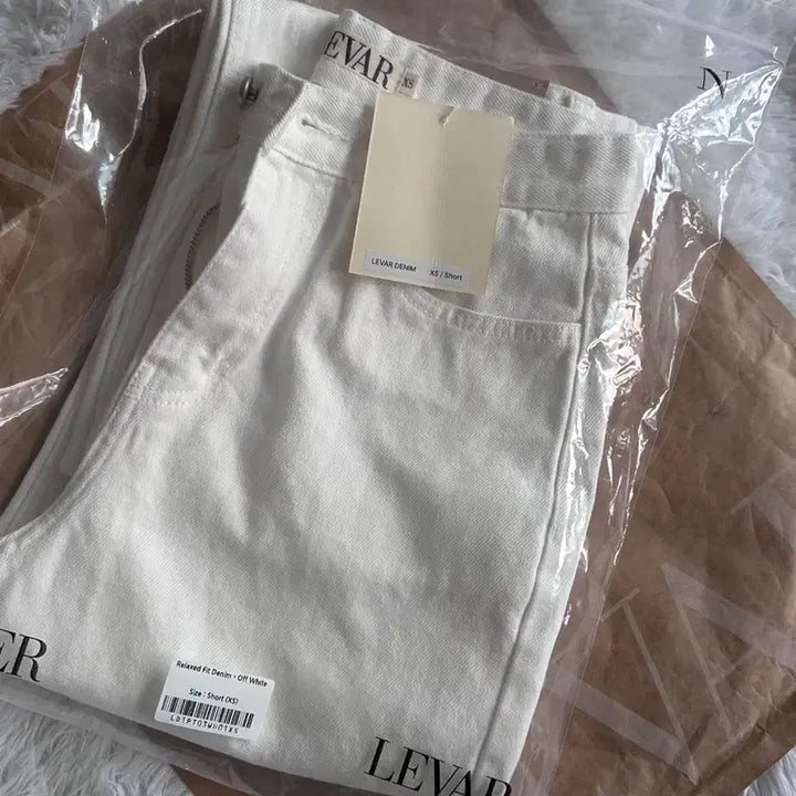 [BUNJANG] 르바 Relaxed Fit Denim / 르바 Relaxed Fit Denim