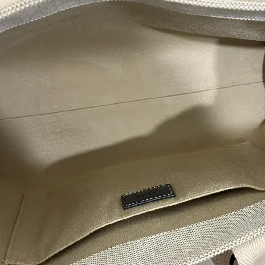 [SOLD OUT] 끌로에 Chloe 토트백 우디 카바스백 네이비/캔버스백