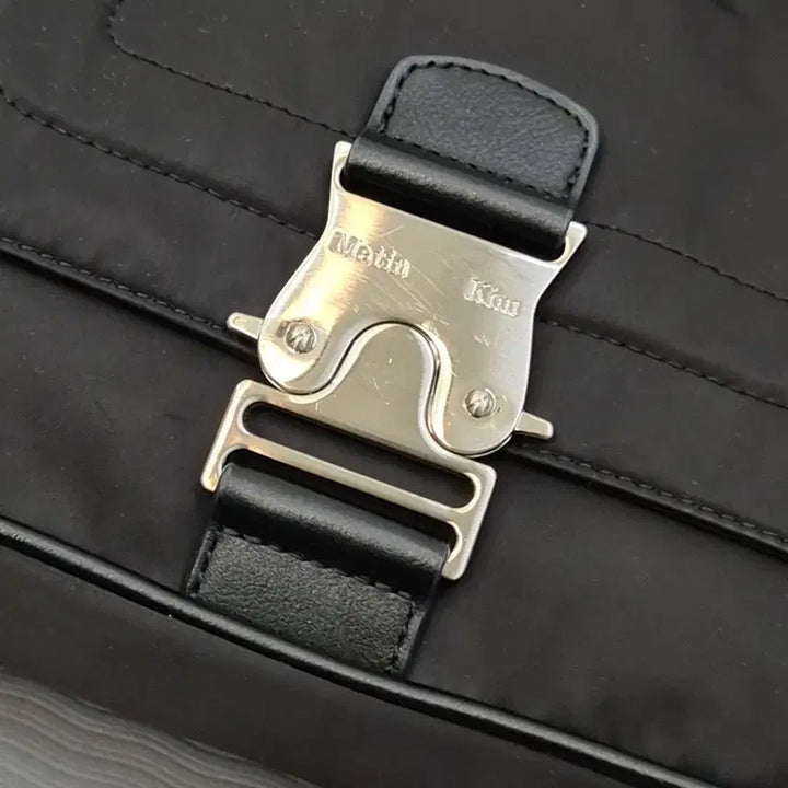 [BUNJANG] Matinkim Mini Buckle Bag / 마뗑킴 미니 버클 백