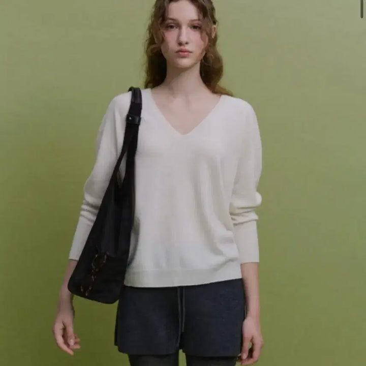 [BUNJANG] Fyeo (Foryouon) Raywool V-neck Knit 2-Set / 포유온 fyeo 레이울 브이넥 니트 2개 새상품 일괄 판매합니다