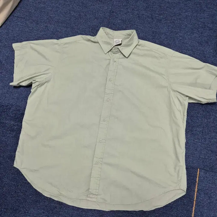 [BUNJANG] Irony Porno Oversized Short Sleeve Shirt / 아이러니포르노 오버핏 셔츠 반팔 [정가 54,000원]