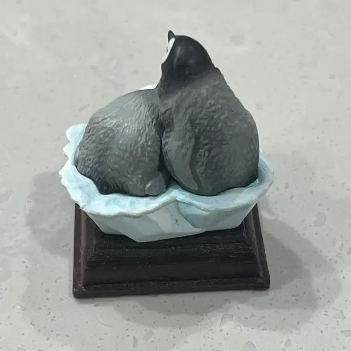 [BUNJANG] Kidam Club Nature Technical Color Antarctic Series Emperor Penguin Chick Figure / 기담클럽 네이쳐테크니컬러 남극 시리즈 황제펭귄새끼