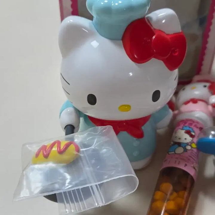 [BUNJANG] Vintage Hello Kitty Omelette Chef Toy Figure Set / 고전키티 오믈렛 요리사 장난감 피규어 세트