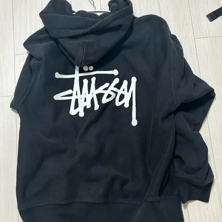 [SOLD OUT] 스투시 후드집업 블랙
