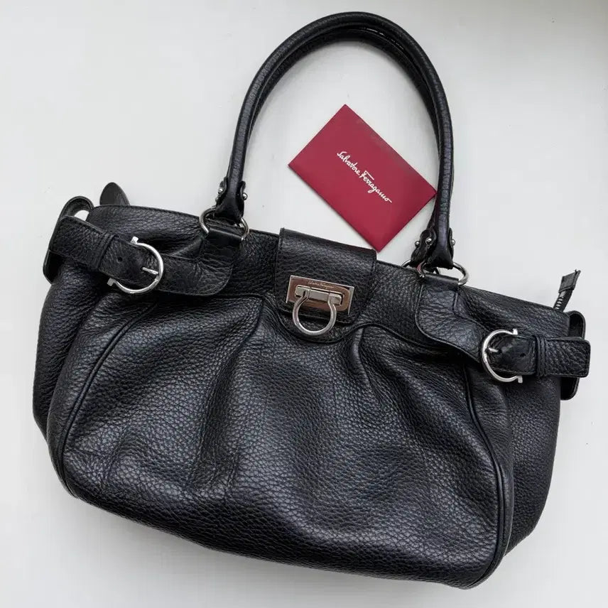 [BUNJANG] Salvatore Ferragamo Gancini Marisa Shoulder Bag / 페라가모 간치니 마리사 숄더백