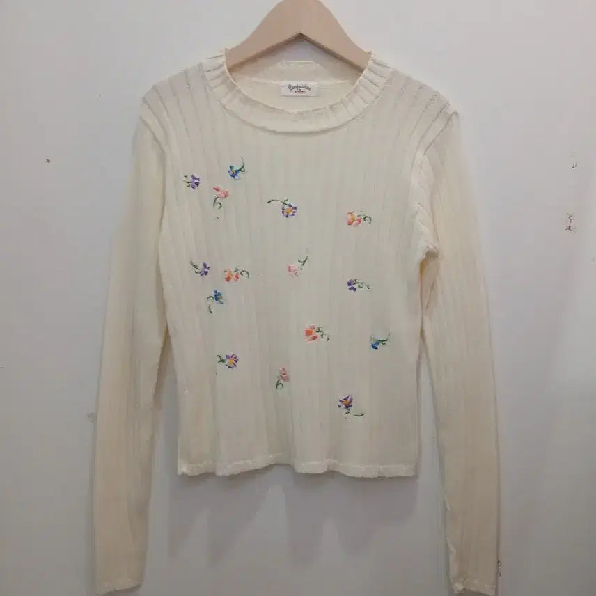 [BUNJANG] KENZO Flower Embroidered Knit Sweater / 겐조(KENZO) 플라워 자수 니트