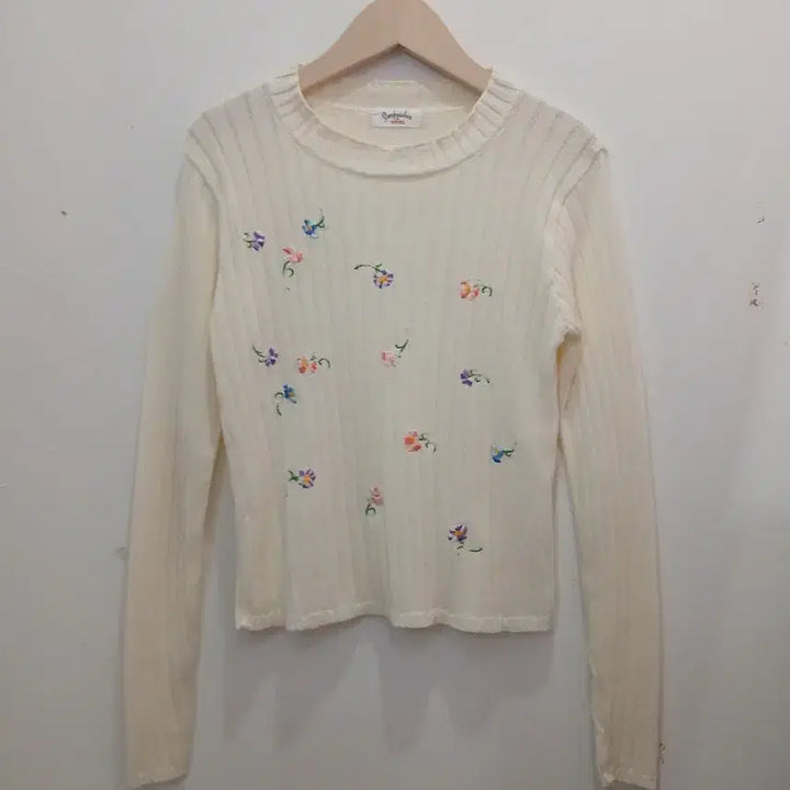 [BUNJANG] KENZO Flower Embroidered Knit Sweater / 겐조(KENZO) 플라워 자수 니트