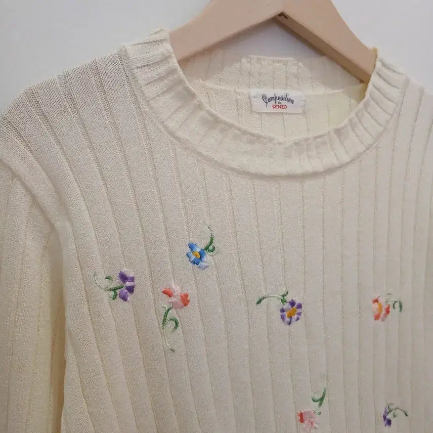 [BUNJANG] KENZO Flower Embroidered Knit Sweater / 겐조(KENZO) 플라워 자수 니트