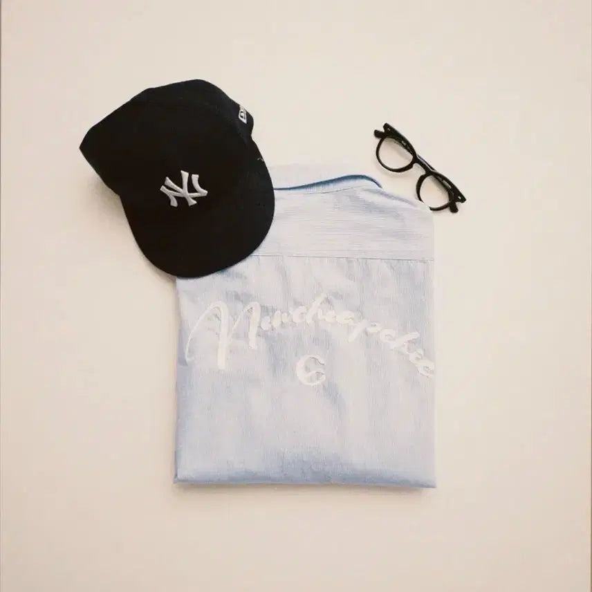 [SOLD OUT] 뉴치프시크 디피 Needlework crop stripe shirts