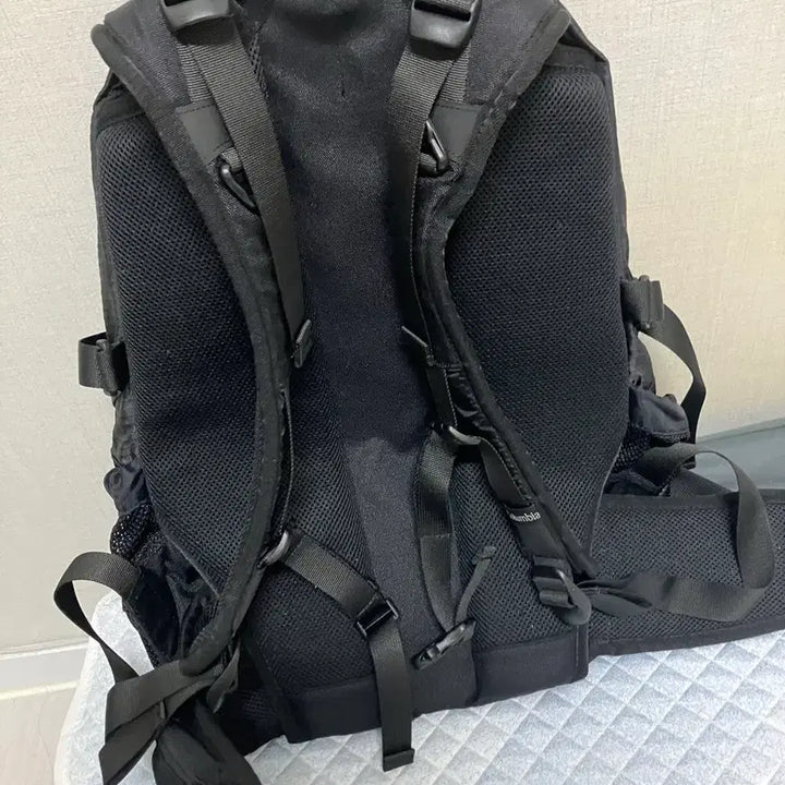 [SOLD OUT] 컬럼비아 Redwood 32 블랙 백팩