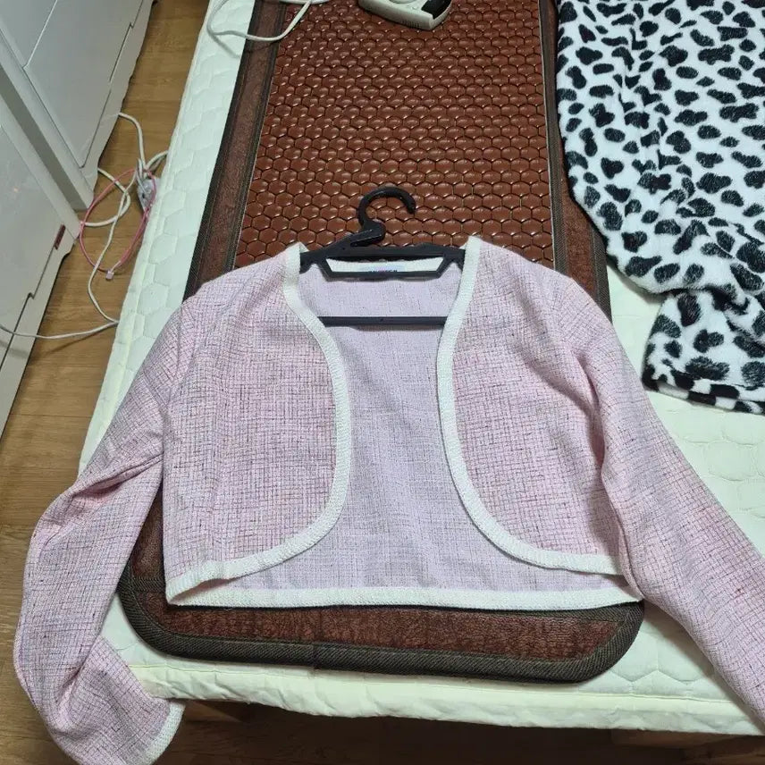 [BUNJANG] Pink Tweed Bolero Cardigan Jacket / 핑크 트위드 볼레로 가디건 자켓