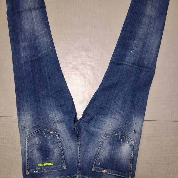 [SOLD OUT] 디스퀘어드2  neon jean 46사이즈