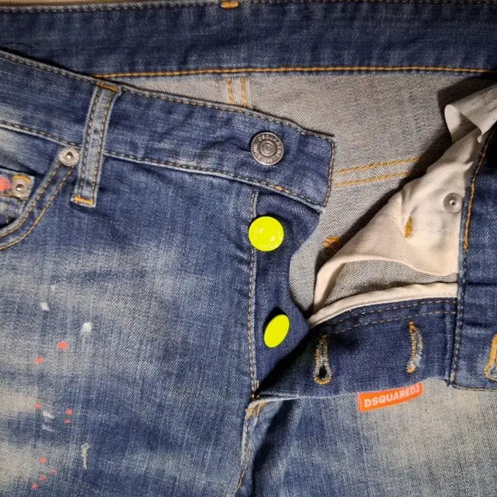 [SOLD OUT] 디스퀘어드2  neon jean 46사이즈