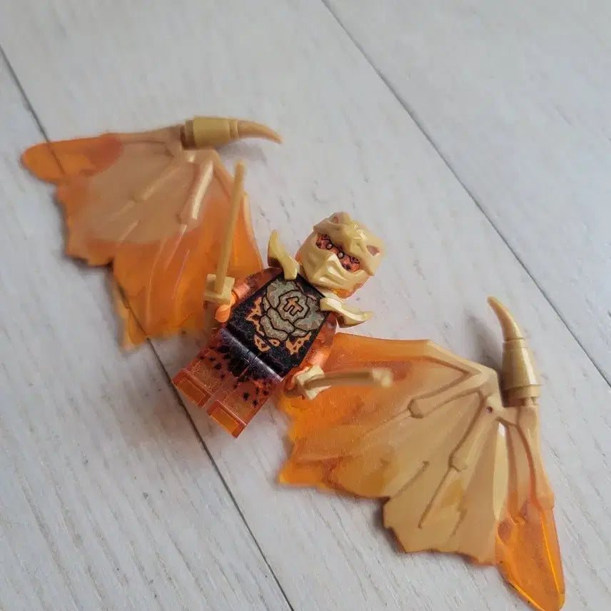 [BUNJANG] LEGO Ninjago Genuine Gold Dragon Cole Minifigure / 레고 정품 닌자고 골드 드래곤 콜 미니피규어