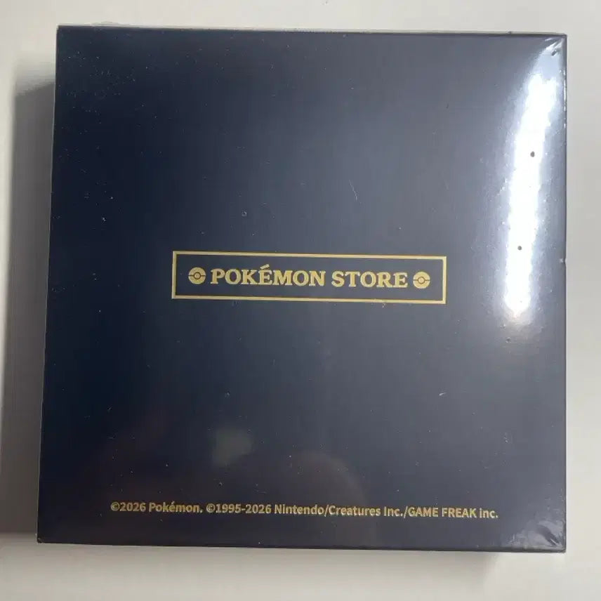 [BUNJANG] Pokemon 30th Anniversary Limited Edition Badge / 포켓몬 30주년 기념 한정판 뱃지 4월