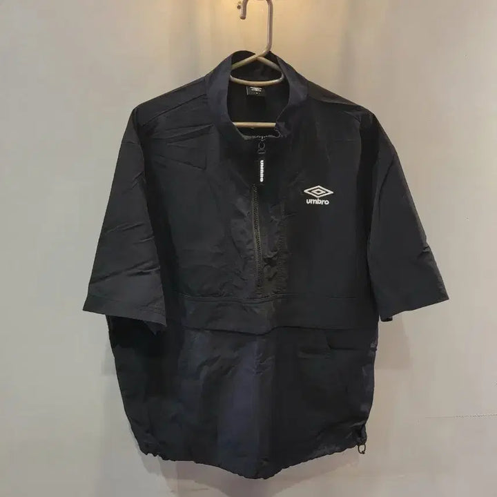 [BUNJANG] Umbro Anorak Half-Zip T-Shirt and Shorts Set / 여성)엄브로 아노락 반팔 반집업 세트(S 90)