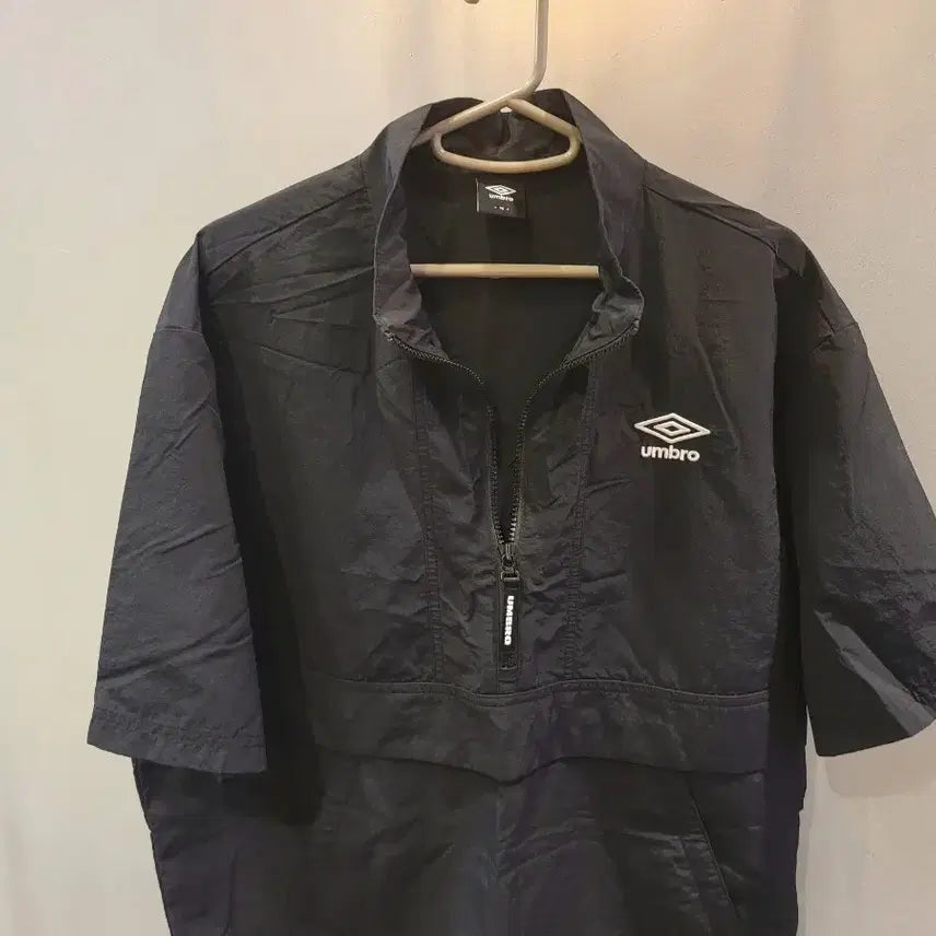 [BUNJANG] Umbro Anorak Half-Zip T-Shirt and Shorts Set / 여성)엄브로 아노락 반팔 반집업 세트(S 90)