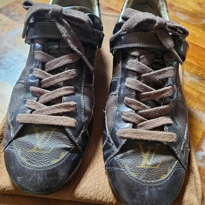 [BUNJANG] Louis Vuitton Monogram Sneakers / 정품/루이뷔통모노그램스니커즈391/2(255)