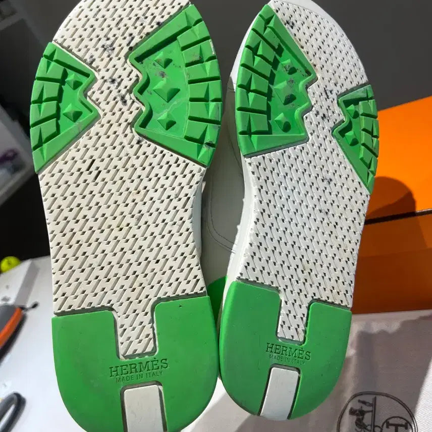 [BUNJANG] Hermes Trail Sneakers 42 / 에르메스 트레일 스니커즈 42