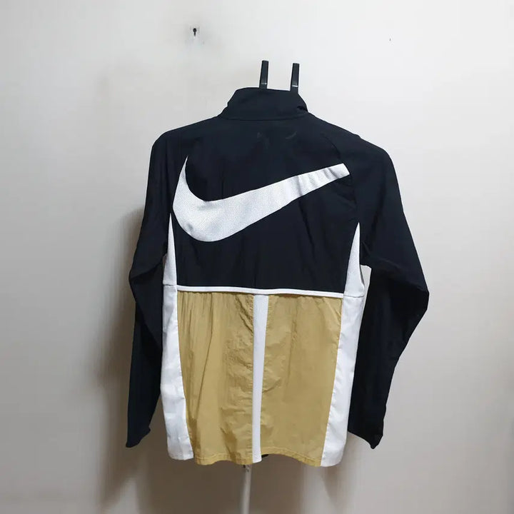 [BUNJANG] Nike Lightweight Jacket (Size 95) / 나이키점퍼/자켓/홑겹/95