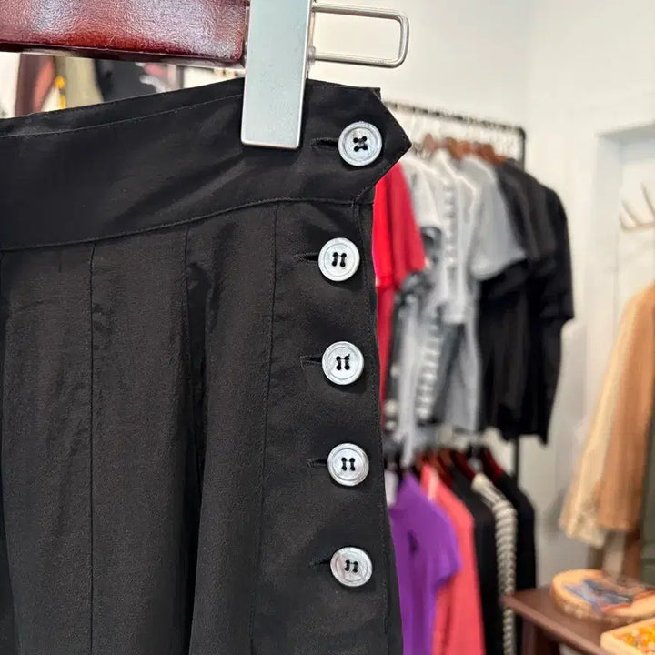 [BUNJANG] Japanese Vintage 100% Silk Side Button Midi Skirt / 일본빈티지 사이드 버튼 실크 100 미디 스커트