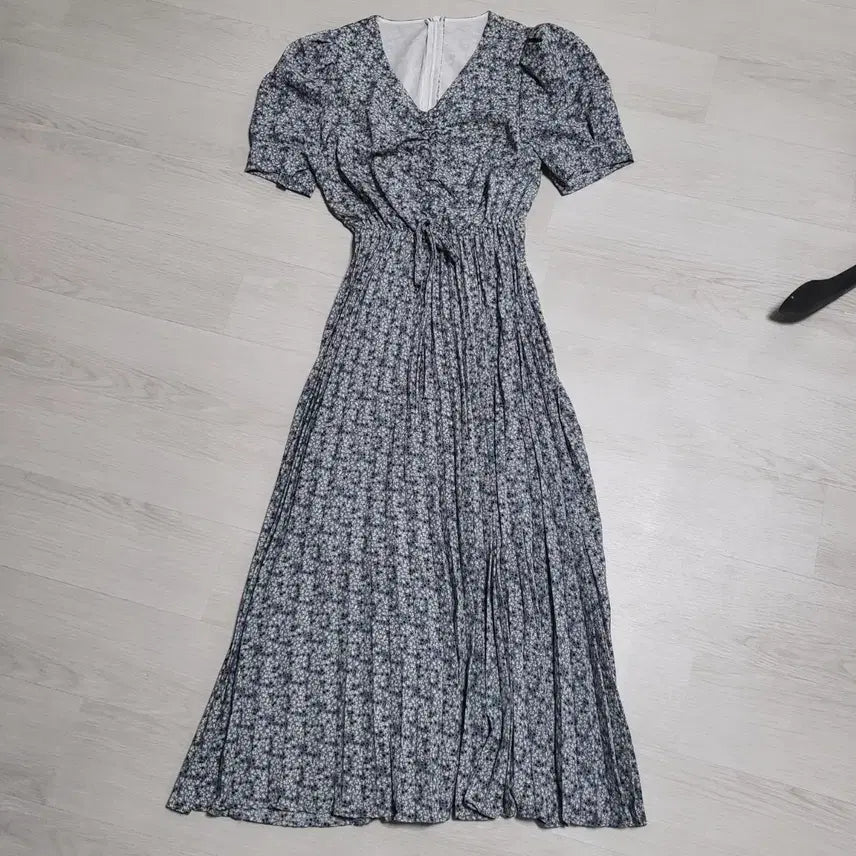 [BUNJANG] Floral Shirred Long Dress / 꽃무늬 셔링 롱 원피스 반팔 플리츠 봄 여름