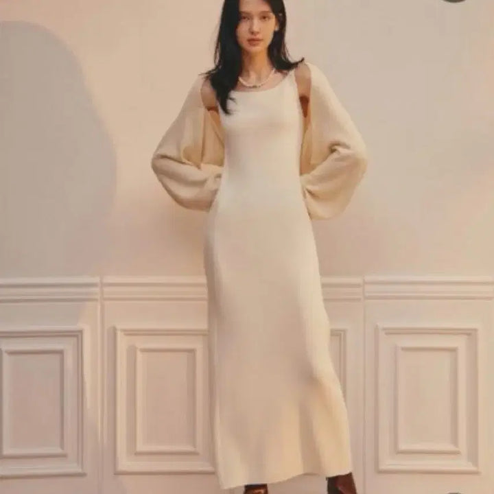 [BUNJANG] Avie mua Ivory Crop Bolero Cardigan / 아비에무아 크롭 볼레로 가디건 아이보리
