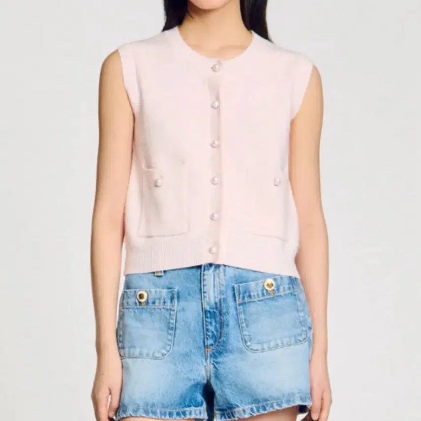 [BUNJANG] Sandro Pearl Embellished Knit Vest Cardigan / (코디 사진 있음) 산드로 핑크 니트 조끼 가디건 sandro 진주